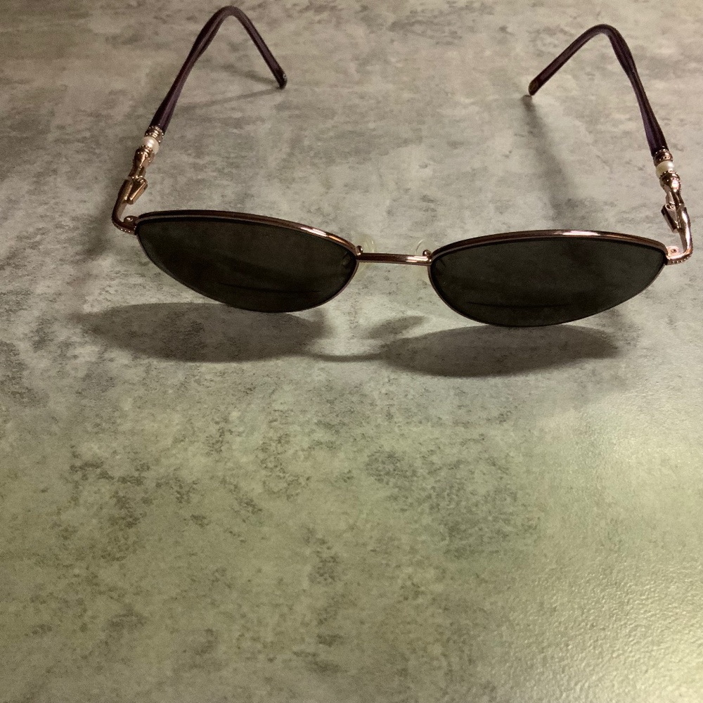 Jessica McClintock - Rose & Pearl Prescription Glasses - Picture 7 of 8